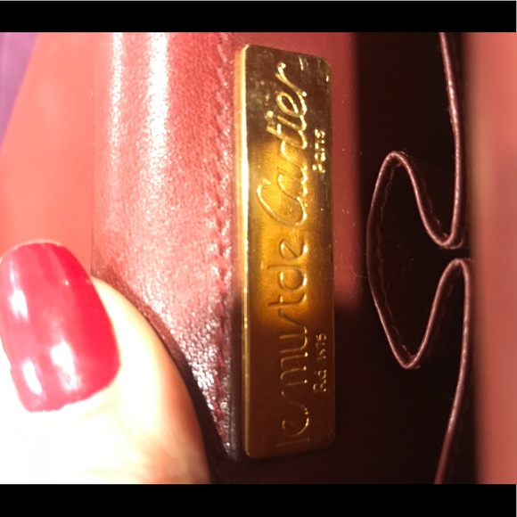 FAST SALE VINTAGE CARTIER BEAUTIFUL BURGUNDY BAG! - Picture 5 of 8